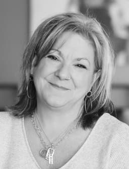 portrait Laura Norris